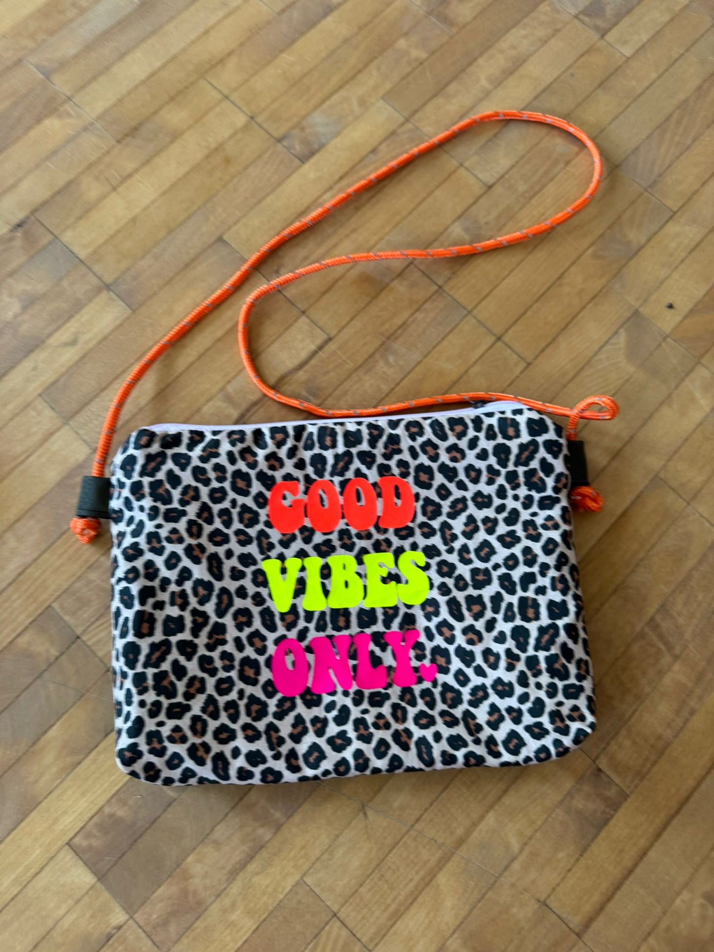 Tasche GOOD VIBES ONLY